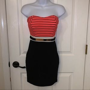 🌹New Frenzee strapless bodycon dress